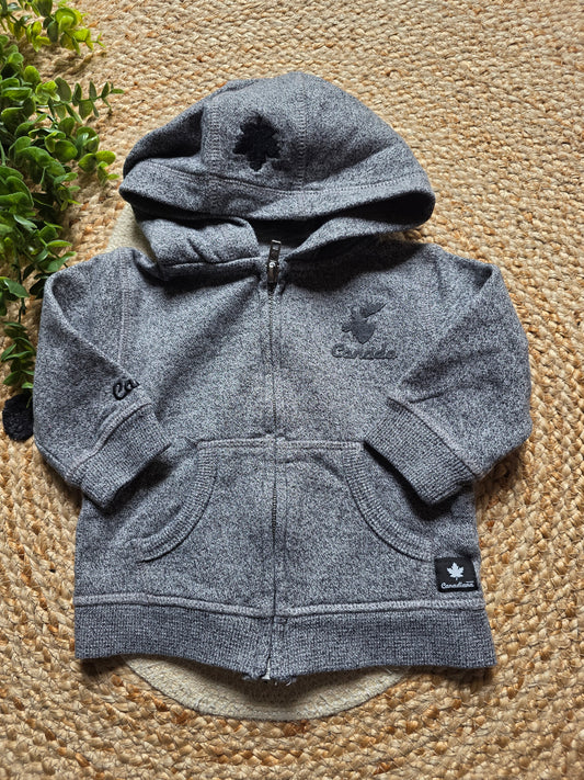 Canadiana vest maat 6-12M -K214