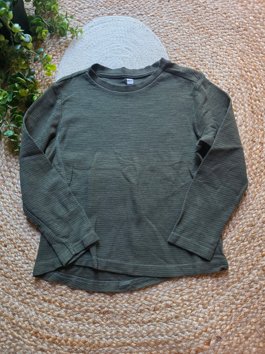 Hema shirtje maat 110/116 -K216
