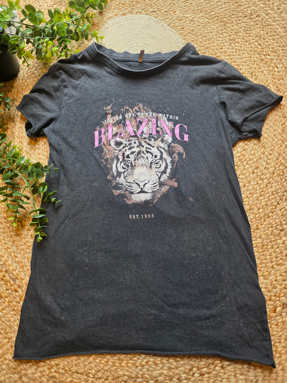 Only tshirt maat 158/164