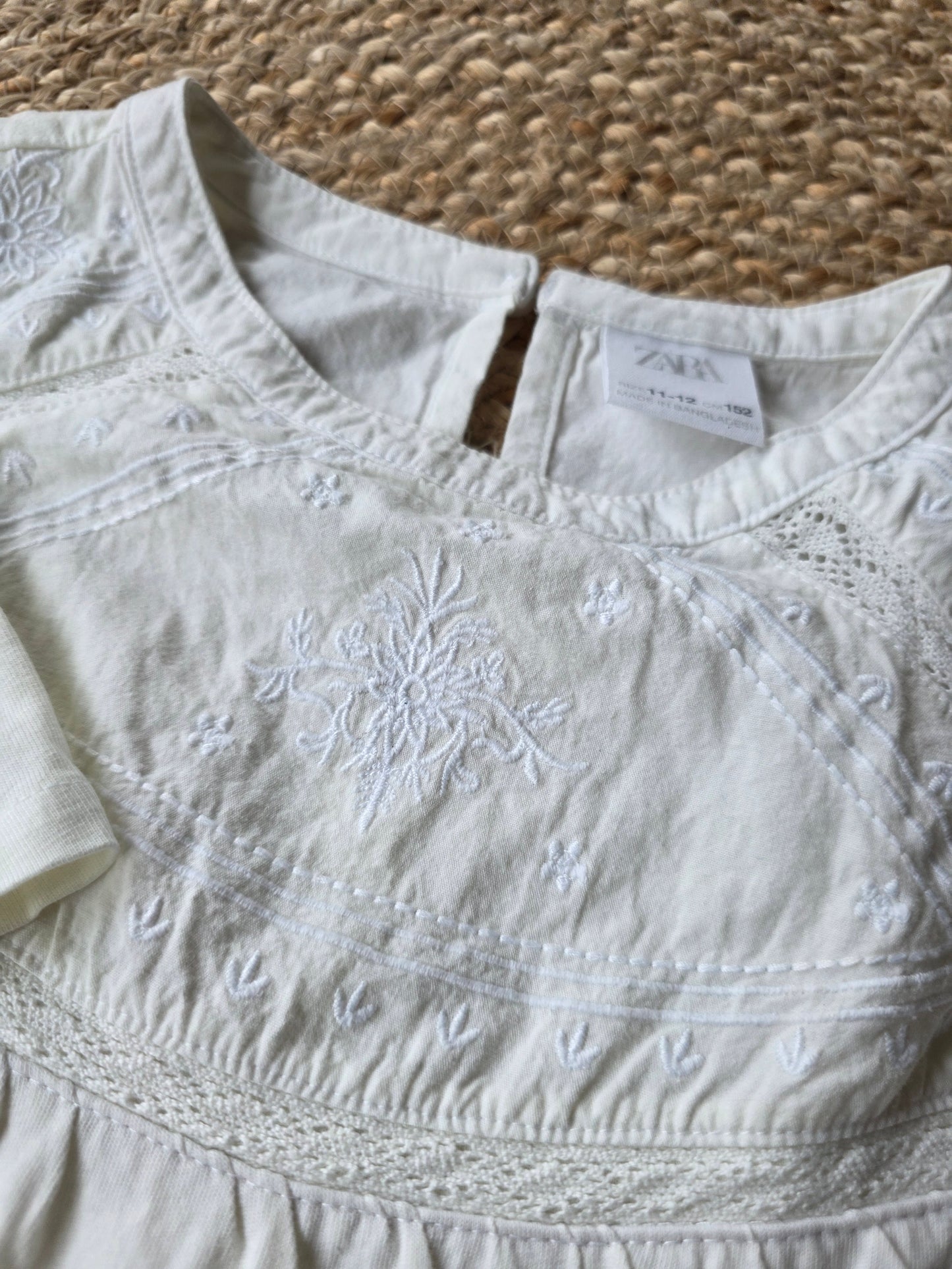 Zara shirtje maat 152