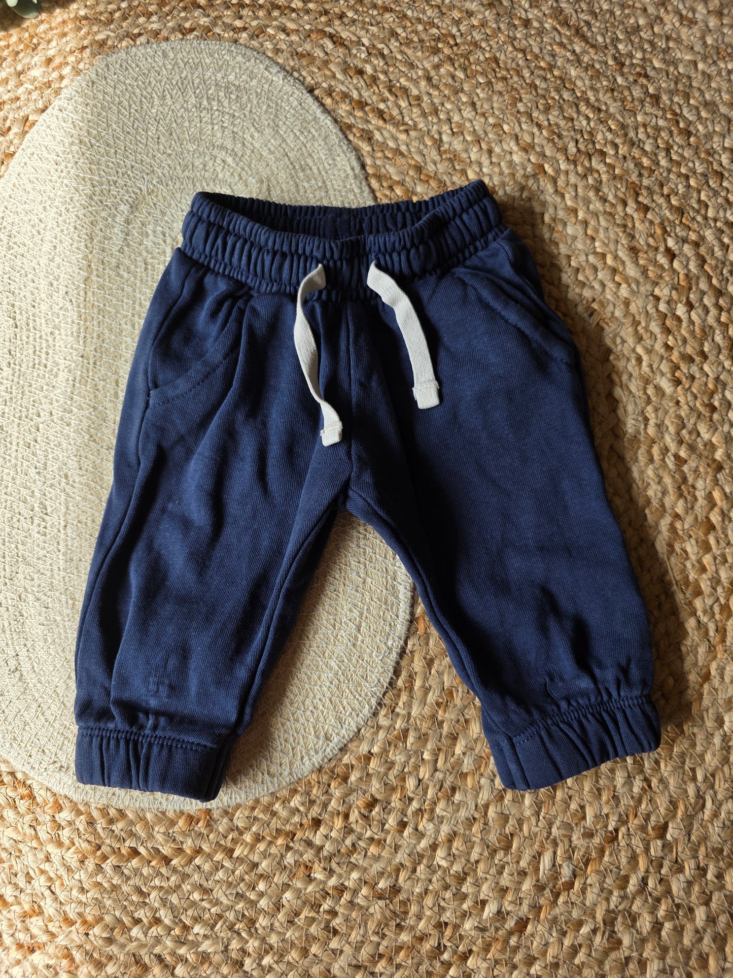 Hema broek maat 62