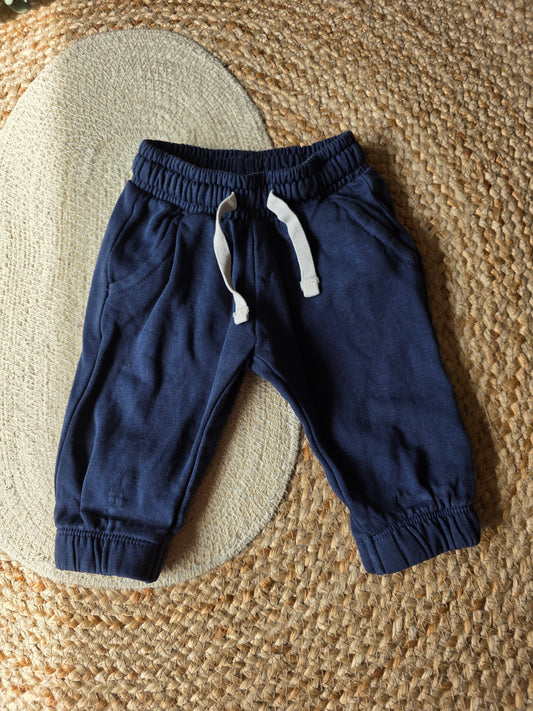 Hema broek maat 62