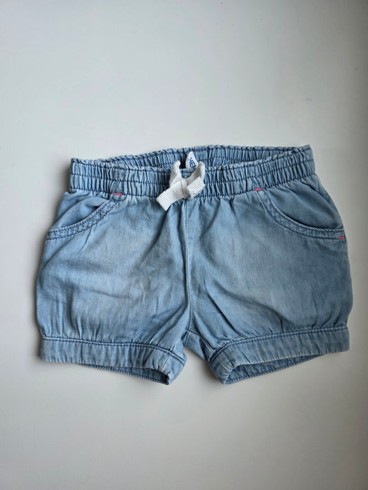 Hema korte broek maat 80