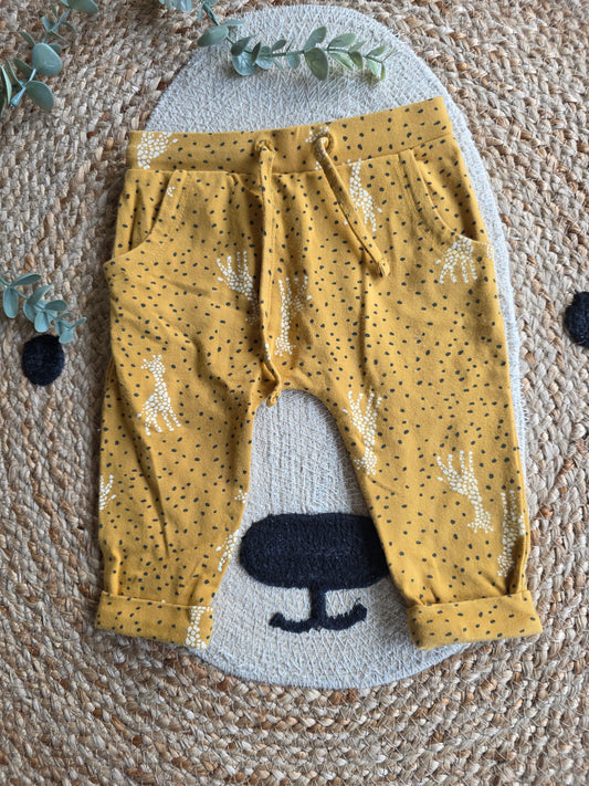 Prénatal broekje maat 62