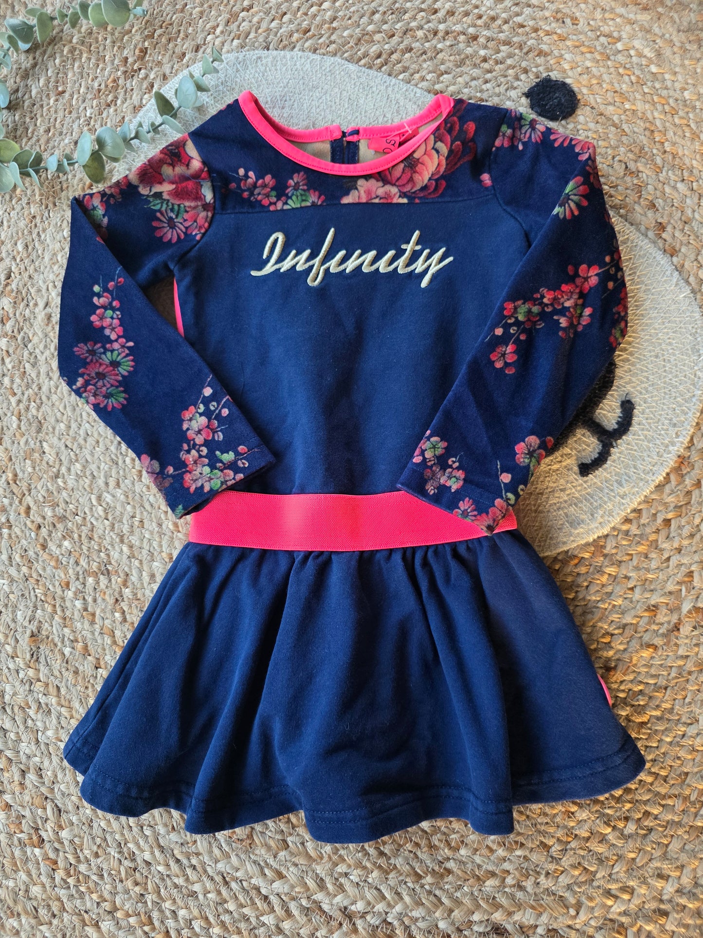 Bnosy jurkje maat 92