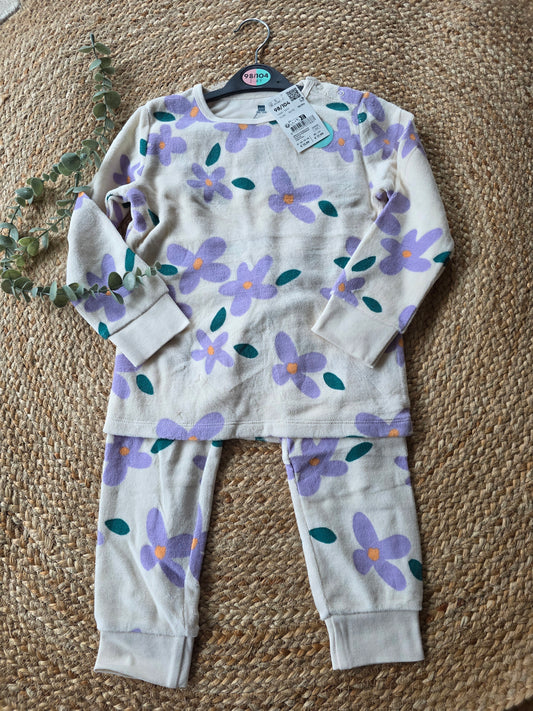 Hema pyjama maat 98/104