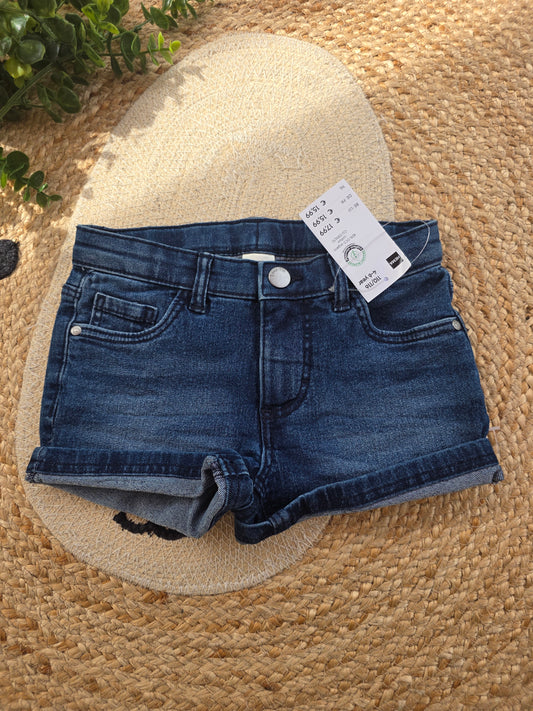 Hema korte broek maat 110/116