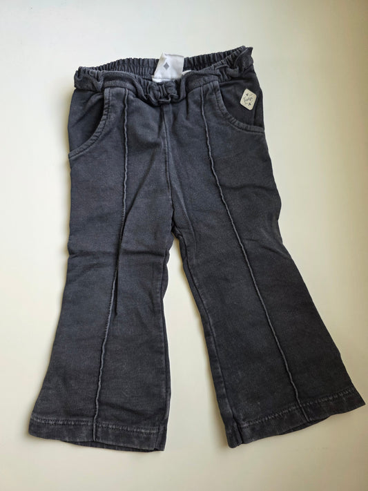 Feetje broek maat 68