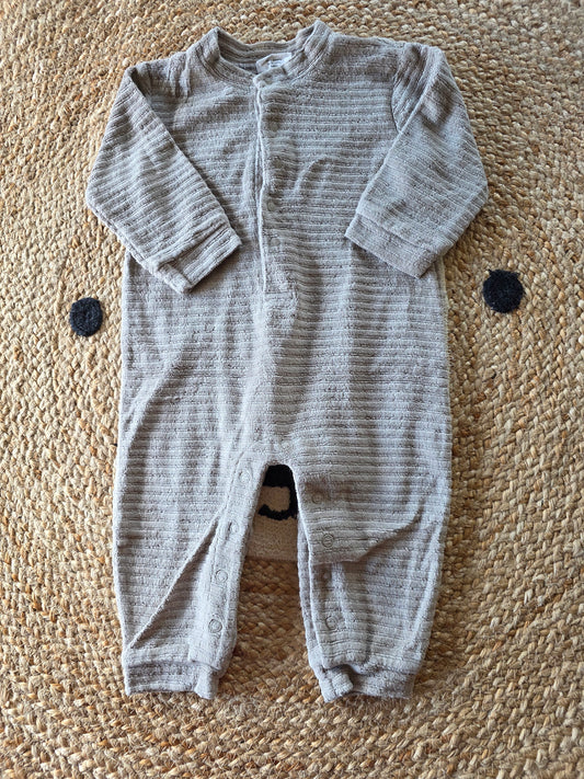 Feetje pakje maat 68