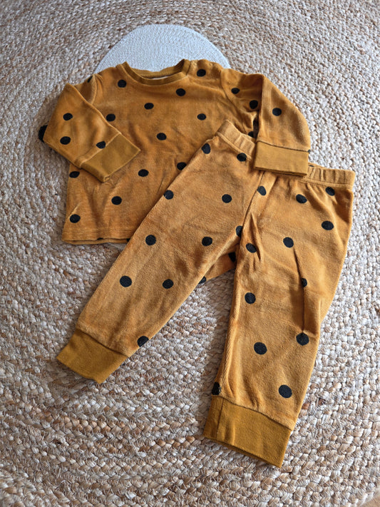 Hema pyjama maat 74/80