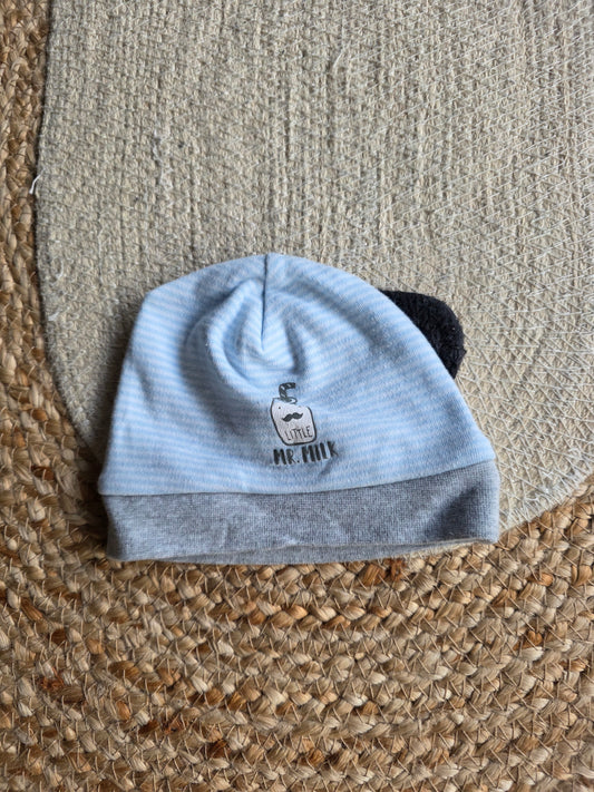 Feetje newborn mutsje