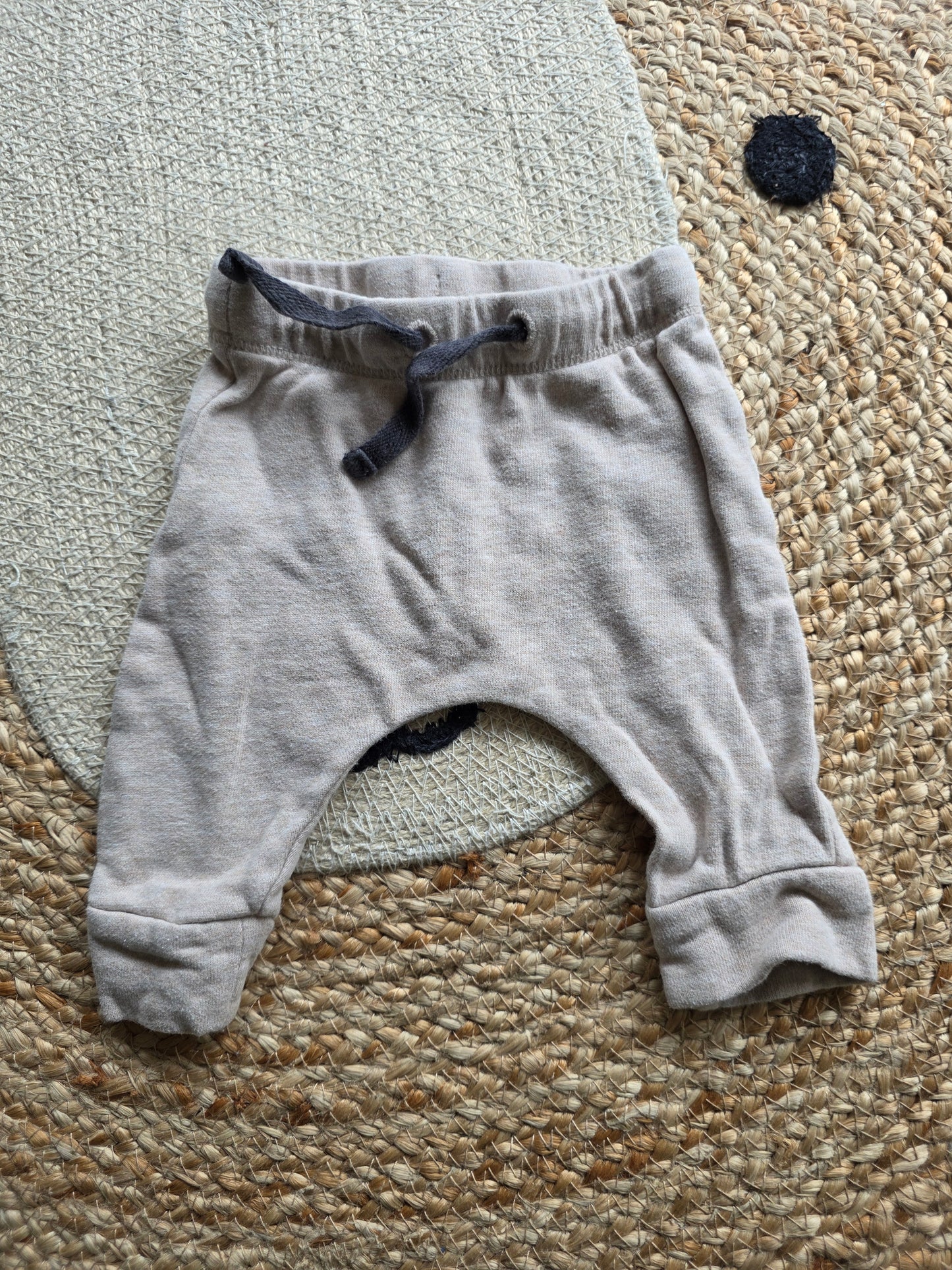 Prénatal broekje maat 50