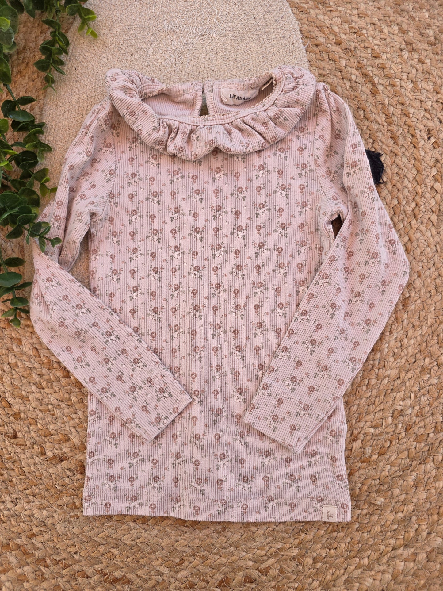 Lil Atelier shirtje maat 104