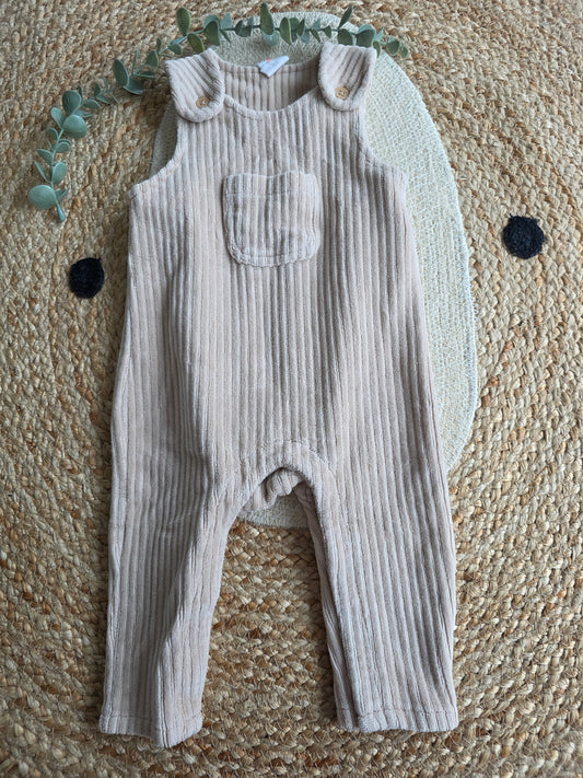 Hema tuinbroek maat 68