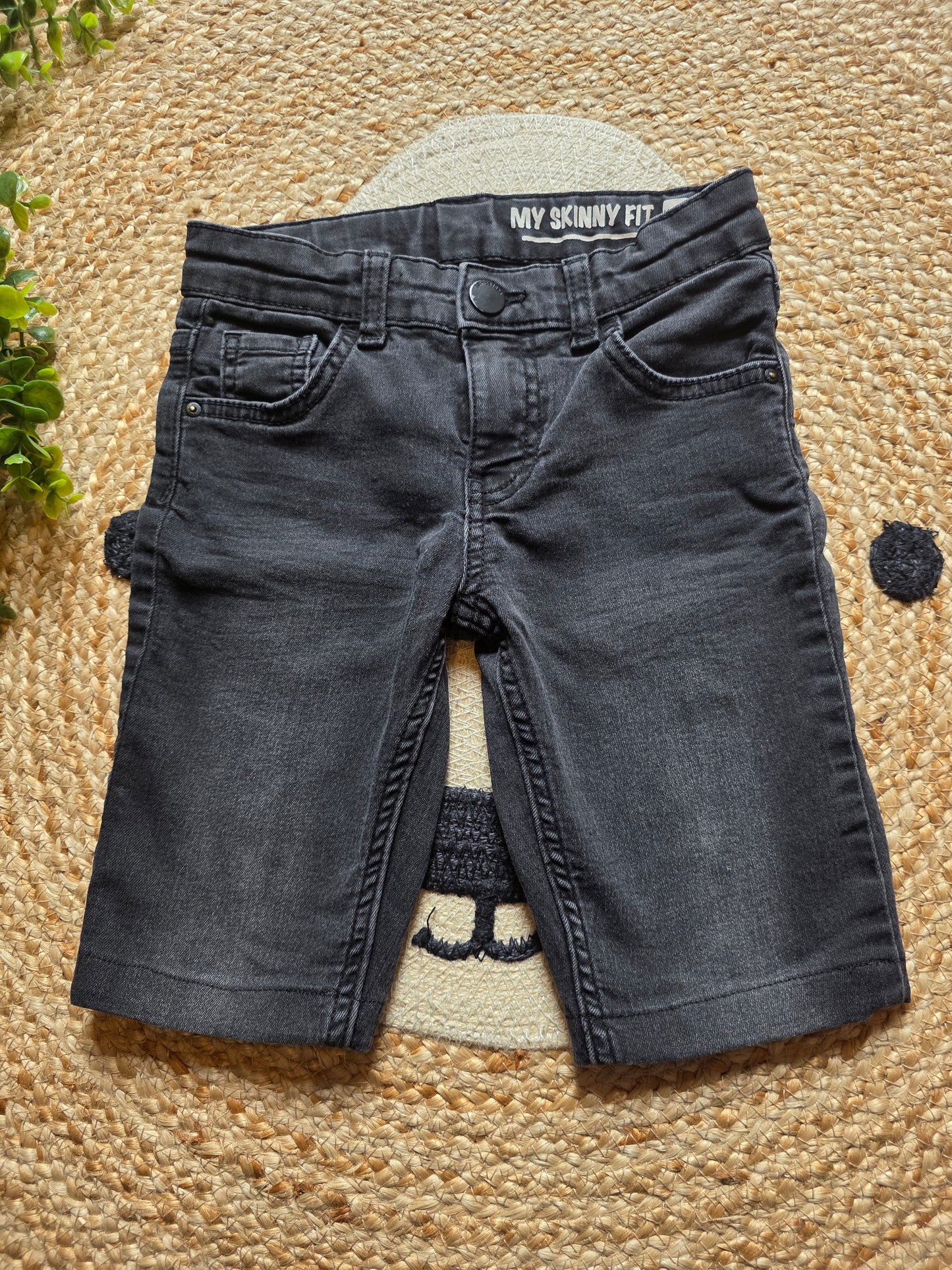 Hema korte broek maat 128
