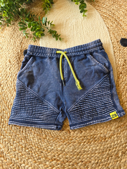 Z8 korte broek maat 122
