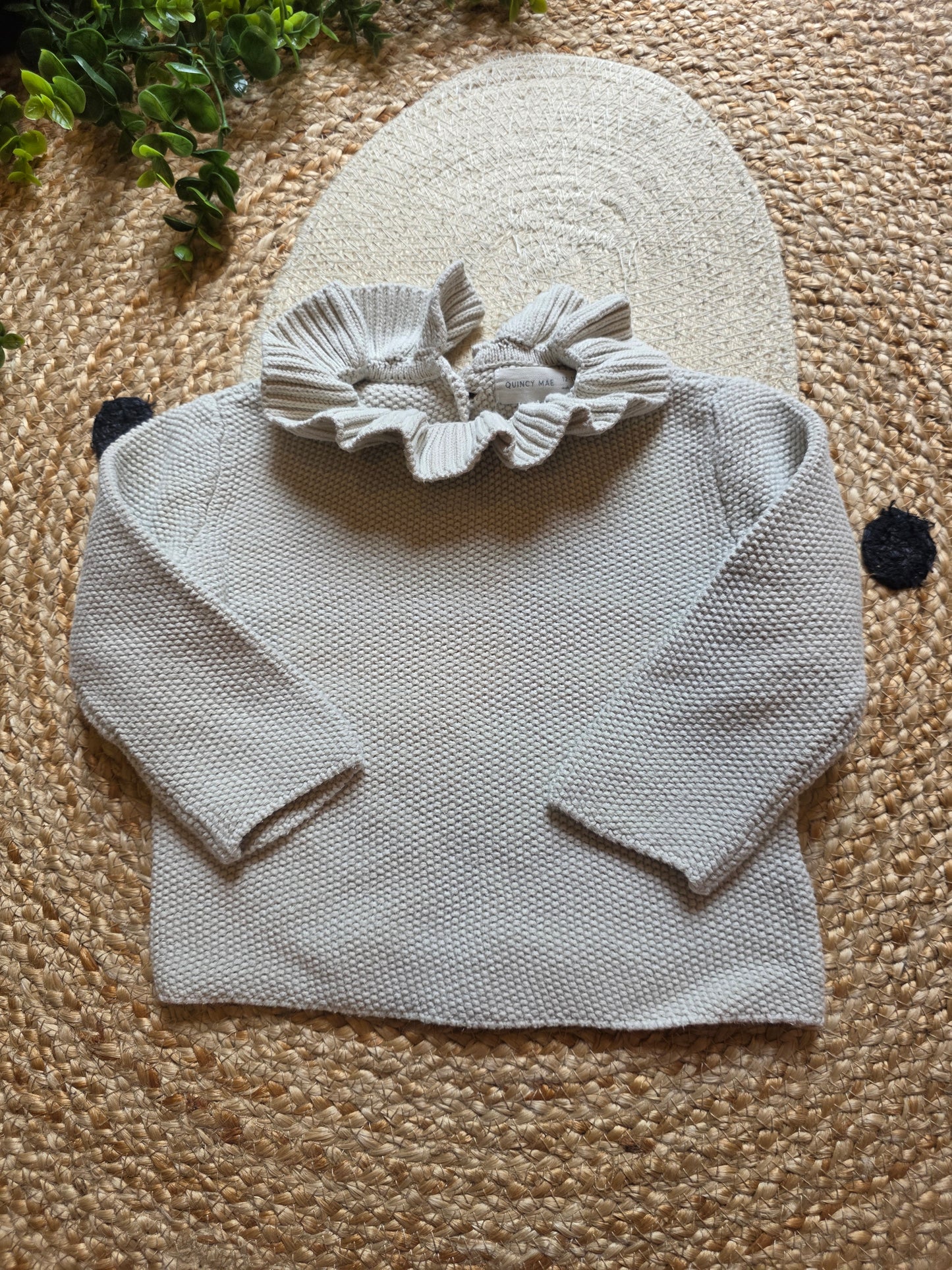 Quincy mae trui maat 12-18M -K217