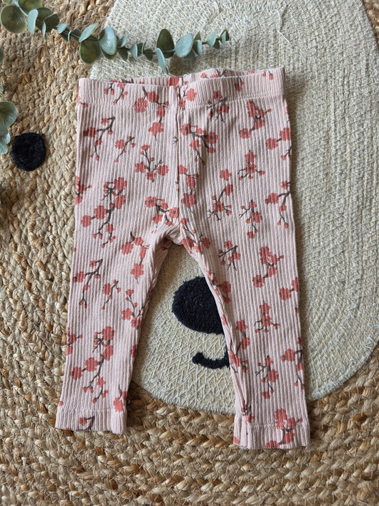 Mini legging maat 56