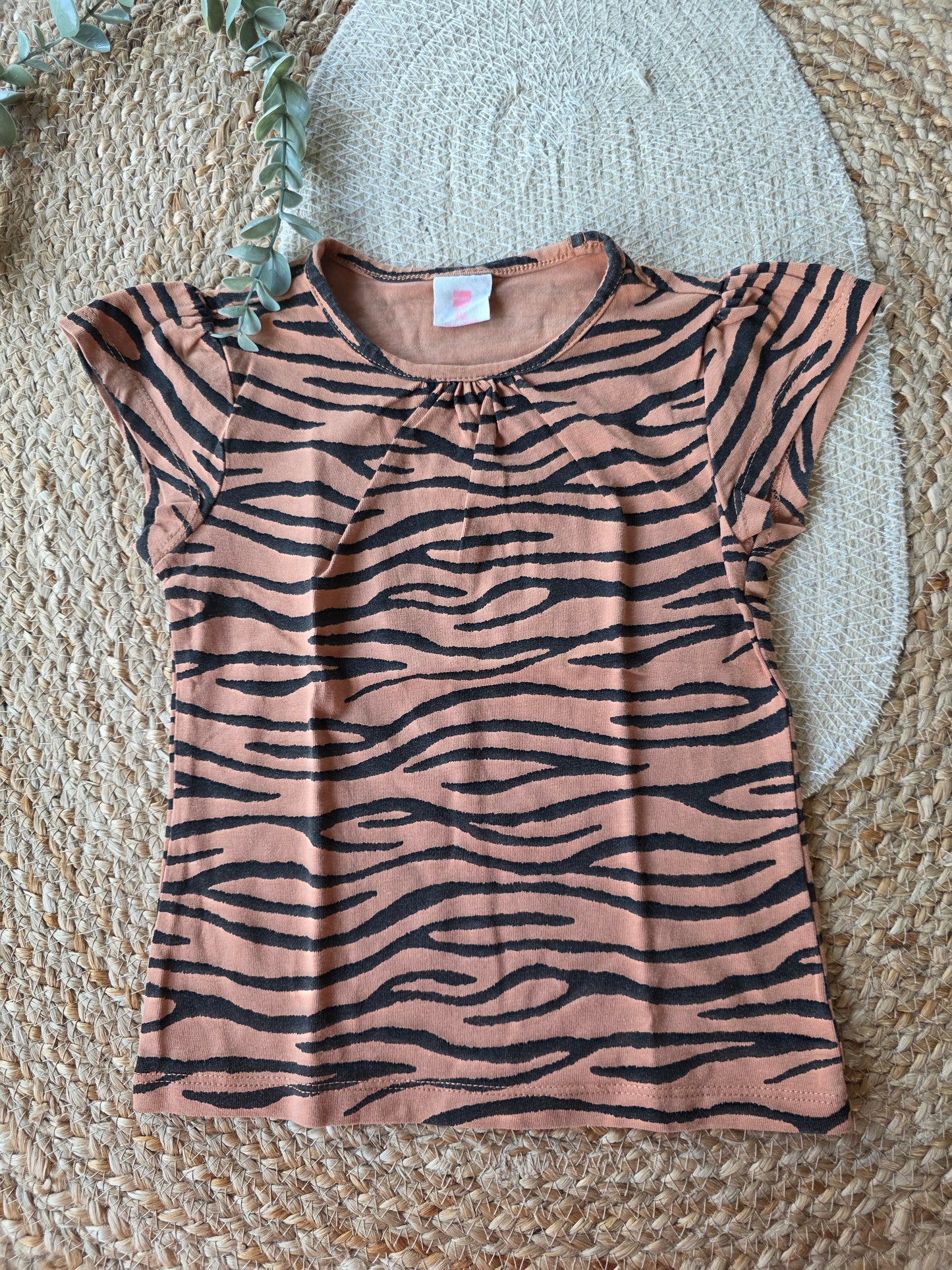 Hema tshirt maat 86/92