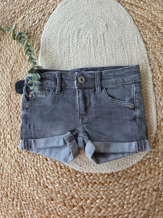 Vingino korte broek maat 98