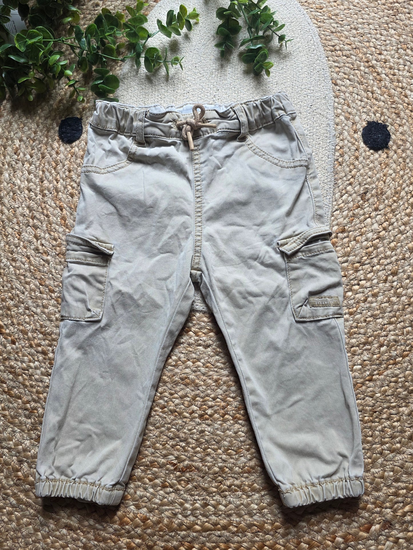 Name it broek maat 80 -K228