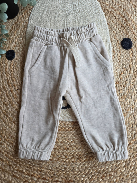 Hema broek maat 62