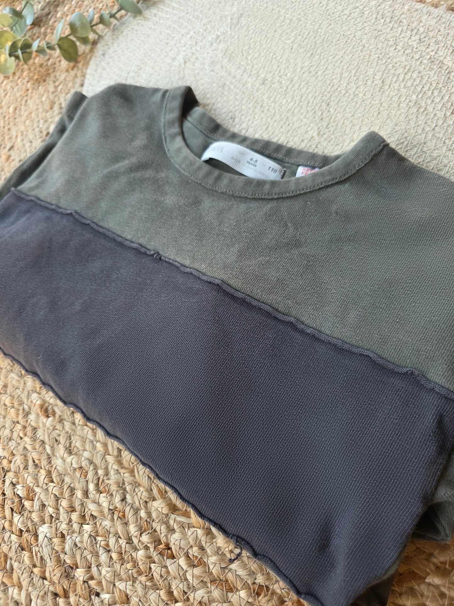 Zara shirtje maat 110