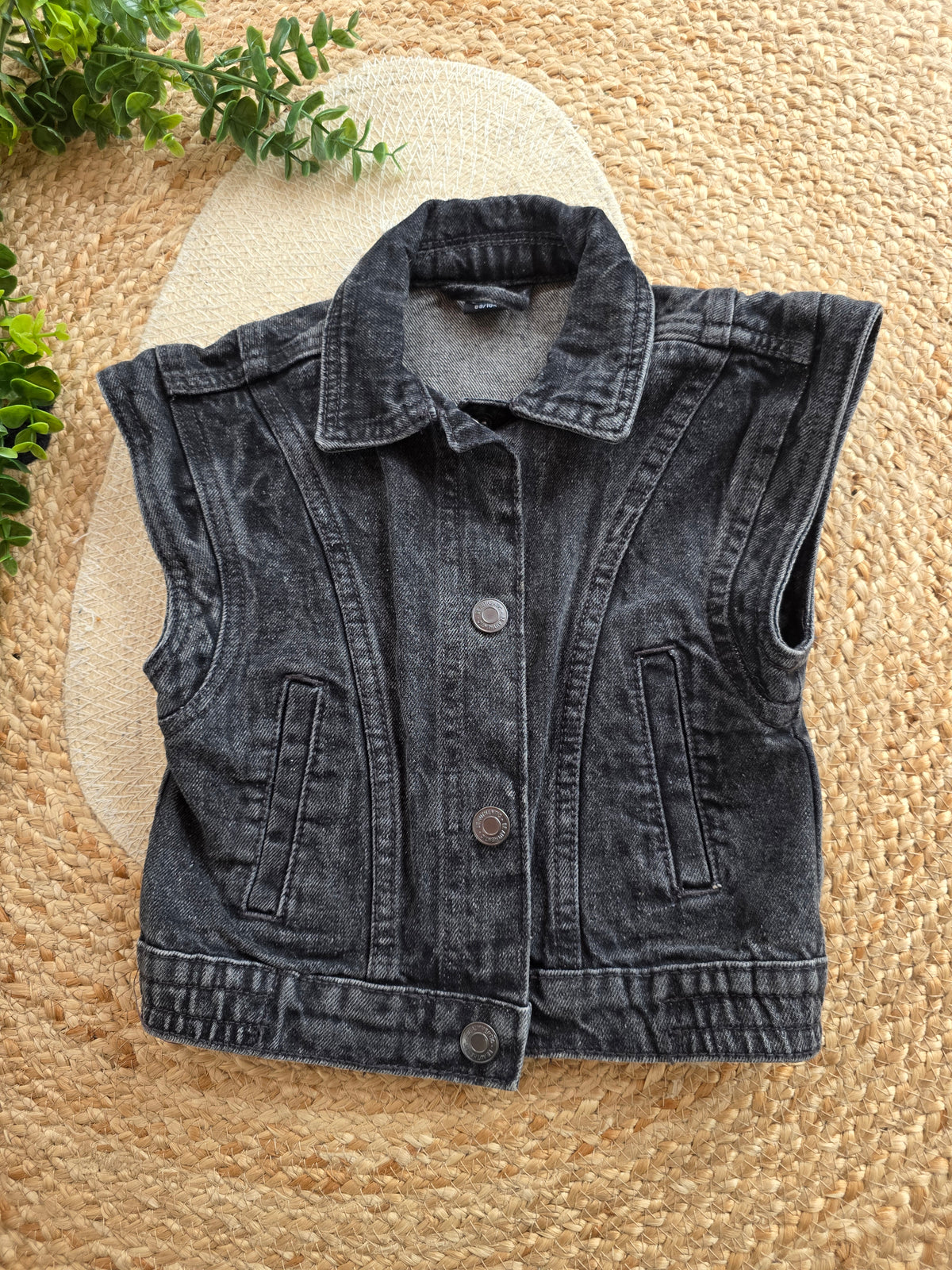 Wibra gilet maat 98/104