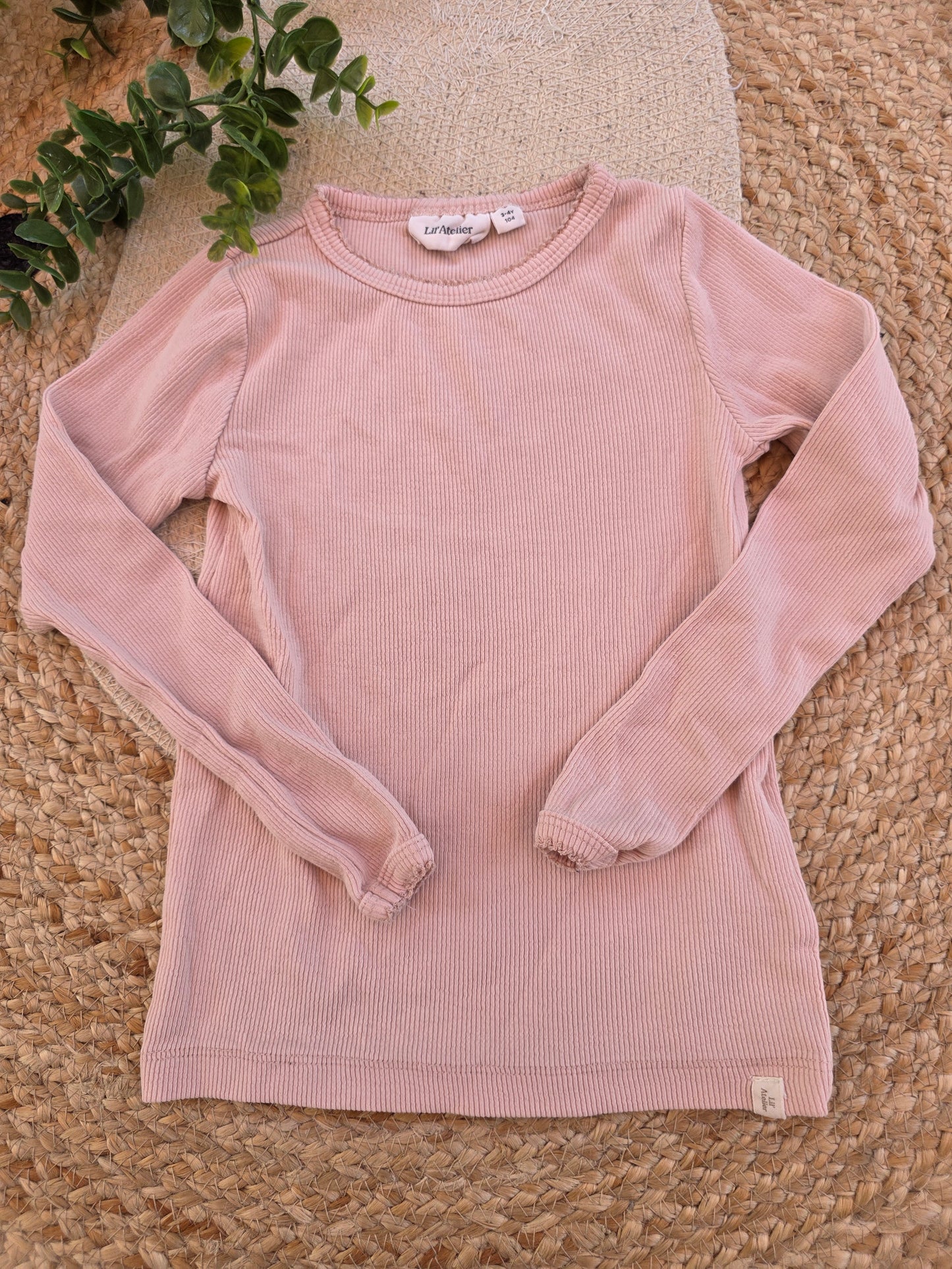 Lil Atelier shirtje maat 104